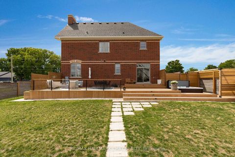 Photo 32 at 46 Francis Street E, Creemore, Clearview