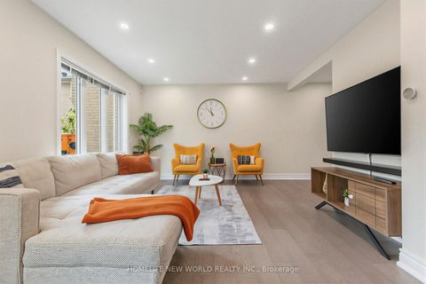 Photo 3 at 306 - 19 Liszt Gate, Hillcrest Village, Toronto