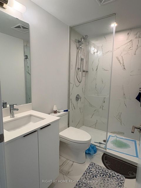 Photo 15 at 2304 - 8 Olympic Garden Dr. Drive, Newtonbrook East, Toronto