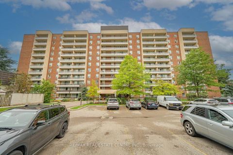 Photo 3 at 603 - 25 Four Winds Drive, York University Heights, Toronto