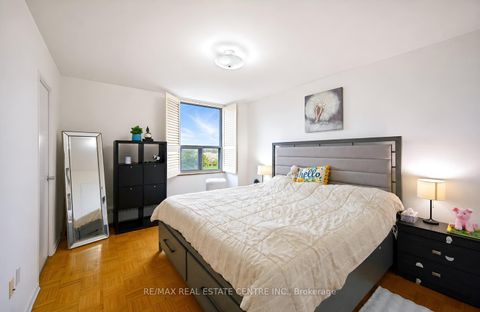 Photo 23 at 603 - 25 Four Winds Drive, York University Heights, Toronto