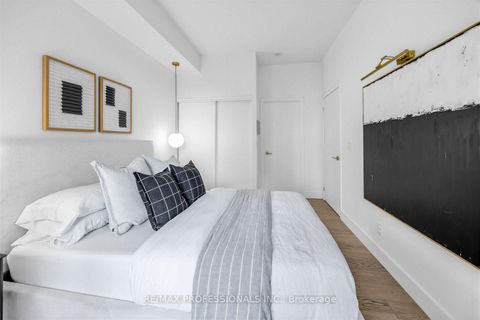Photo 15 at 402 - 155 Legion Road N, Mimico, Toronto