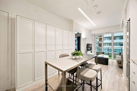 Photo 9 at 1627 - 70 Princess Street, Moss Park, Toronto