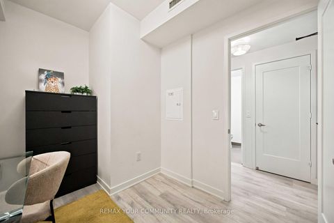 Photo 15 at 1627 - 70 Princess Street, Moss Park, Toronto