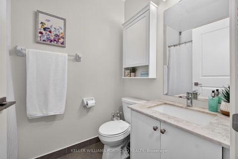 Photo 12 at 802 - 23 Glebe Road W, Eglinton, Toronto