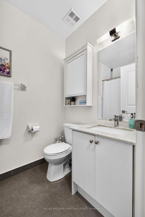 Photo 13 at 802 - 23 Glebe Road W, Eglinton, Toronto
