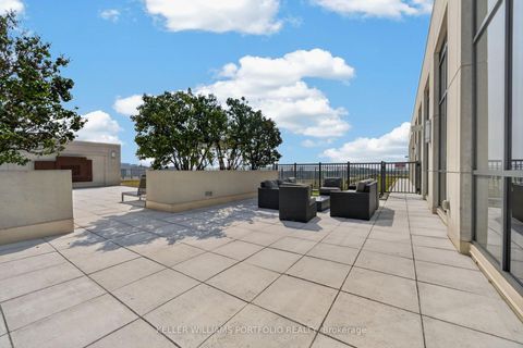 Photo 19 at 802 - 23 Glebe Road W, Eglinton, Toronto
