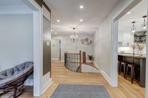 Photo 3 at 5 Mountbatten Road, Humber Heights, Toronto