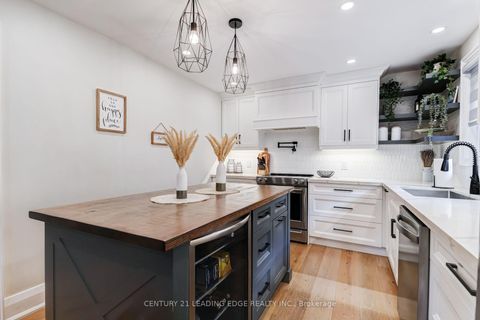 Photo 5 at 5 Mountbatten Road, Humber Heights, Toronto