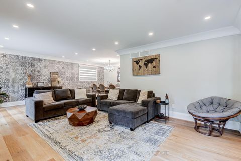 Photo 12 at 5 Mountbatten Road, Humber Heights, Toronto