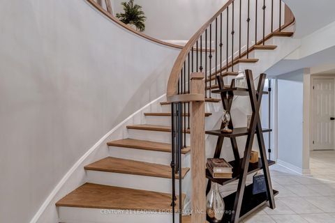Photo 27 at 5 Mountbatten Road, Humber Heights, Toronto