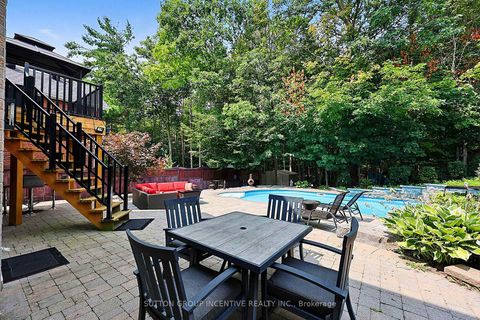 Photo 4 at 102 CUMMING Drive, Ardagh, Barrie