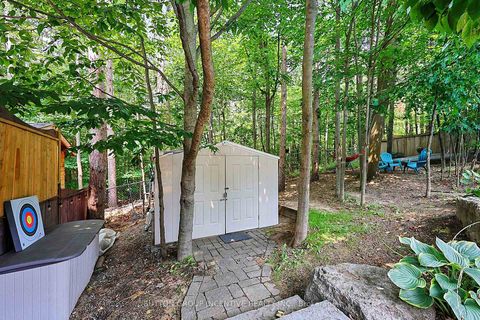 Photo 13 at 102 CUMMING Drive, Ardagh, Barrie