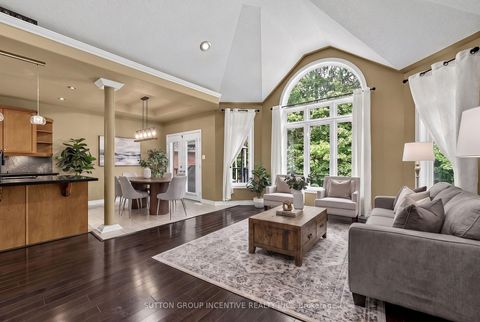 Photo 18 at 102 CUMMING Drive, Ardagh, Barrie