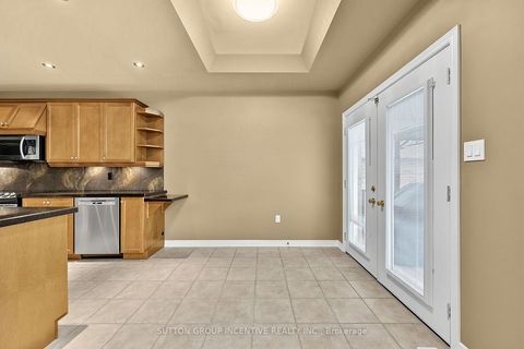 Photo 22 at 102 CUMMING Drive, Ardagh, Barrie