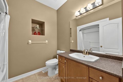 Photo 33 at 102 CUMMING Drive, Ardagh, Barrie