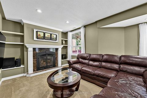 Photo 38 at 102 CUMMING Drive, Ardagh, Barrie