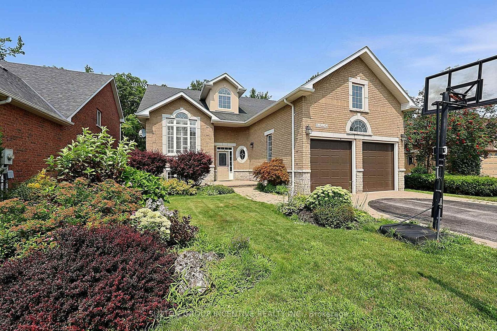 102 CUMMING Drive, Ardagh, Barrie photo number 2