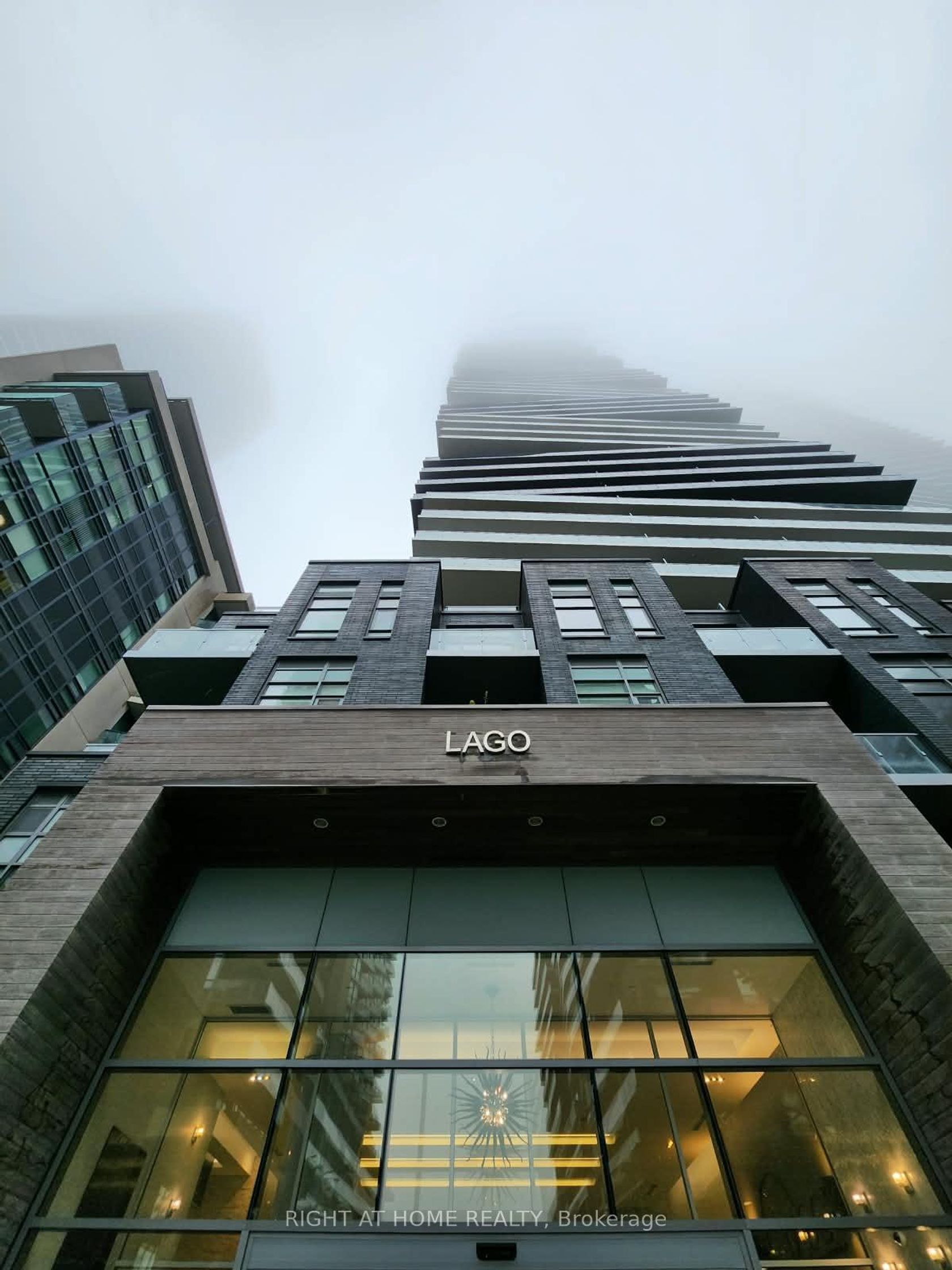 608 - 56 Annie Craig Drive, Mimico, Toronto photo number 2