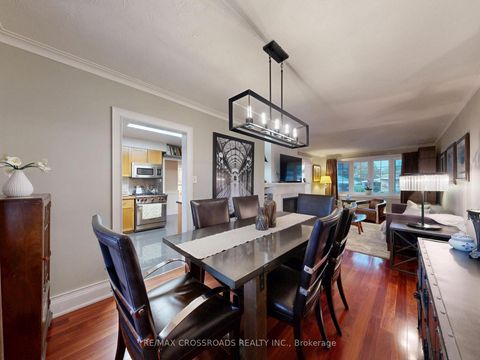 Photo 11 at 432 Paliser Crescent N, Harding, Richmond Hill