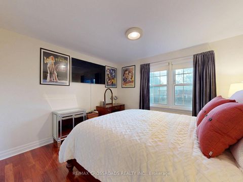 Photo 18 at 432 Paliser Crescent N, Harding, Richmond Hill