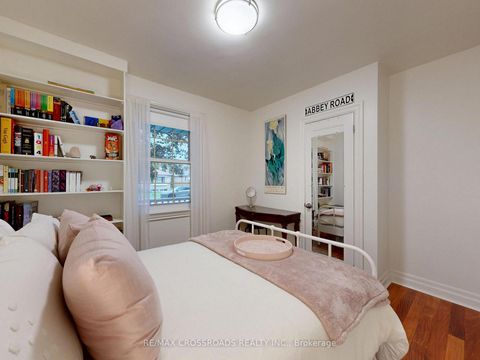 Photo 22 at 432 Paliser Crescent N, Harding, Richmond Hill