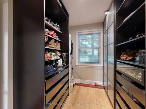 Photo 24 at 432 Paliser Crescent N, Harding, Richmond Hill