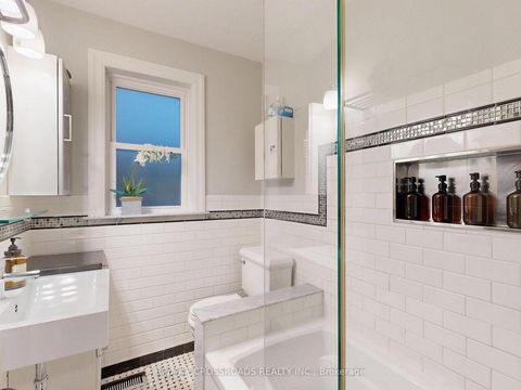 Photo 27 at 432 Paliser Crescent N, Harding, Richmond Hill