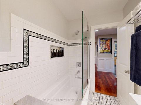 Photo 28 at 432 Paliser Crescent N, Harding, Richmond Hill