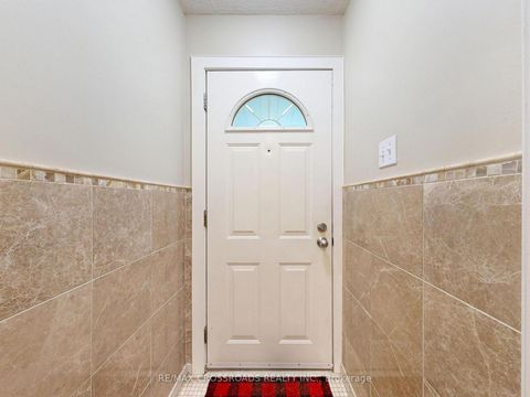 Photo 29 at 432 Paliser Crescent N, Harding, Richmond Hill