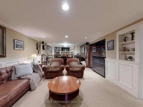 Photo 32 at 432 Paliser Crescent N, Harding, Richmond Hill