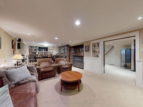 Photo 34 at 432 Paliser Crescent N, Harding, Richmond Hill