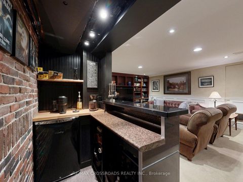 Photo 37 at 432 Paliser Crescent N, Harding, Richmond Hill