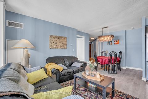 Photo 13 at 1010 - 12 Yonge Street, Waterfront Communities C1, Toronto