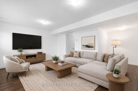 Photo 22 at 176 Sydney Circle, Vellore Village, Vaughan
