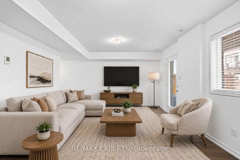 Photo 23 at 176 Sydney Circle, Vellore Village, Vaughan