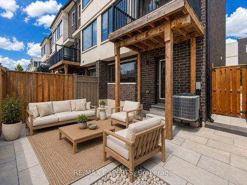 Photo 25 at 176 Sydney Circle, Vellore Village, Vaughan