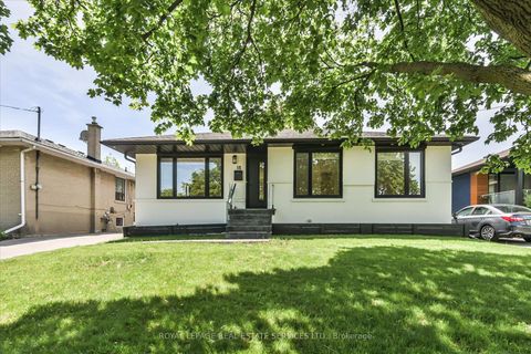 Photo 2 at 18 Celestine Drive, Richview, Toronto
