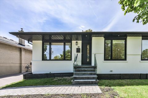 Photo 4 at 18 Celestine Drive, Richview, Toronto