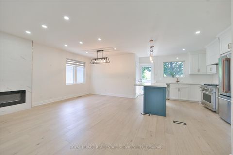 Photo 7 at 18 Celestine Drive, Richview, Toronto