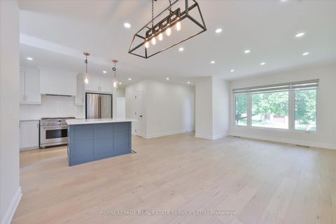 Photo 14 at 18 Celestine Drive, Richview, Toronto