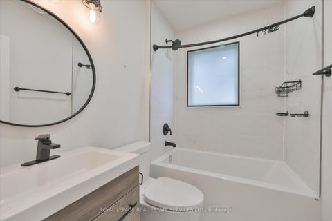 Photo 26 at 18 Celestine Drive, Richview, Toronto