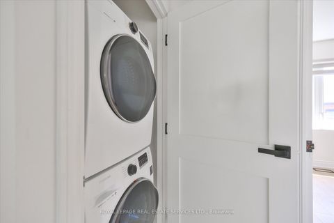 Photo 34 at 18 Celestine Drive, Richview, Toronto