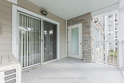 Photo 14 at 211 - 900 Bogart Mill Trail, College Manor, Newmarket