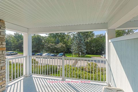 Photo 22 at 211 - 900 Bogart Mill Trail, College Manor, Newmarket