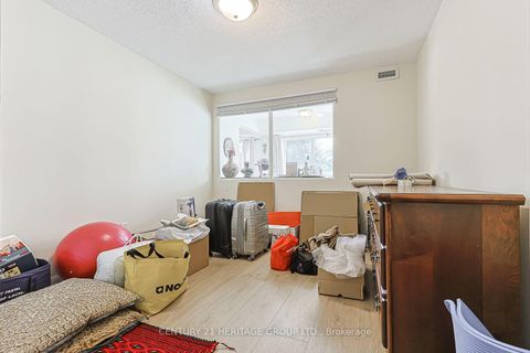 Photo 26 at 211 - 900 Bogart Mill Trail, College Manor, Newmarket