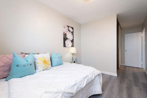 Photo 24 at 906 - 1350 York Mills Road, Donalda, Toronto