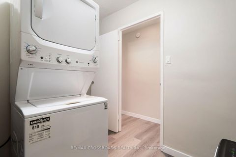 Photo 26 at 906 - 1350 York Mills Road, Donalda, Toronto