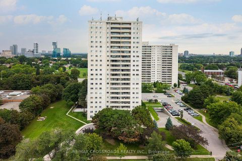 Photo 35 at 906 - 1350 York Mills Road, Donalda, Toronto