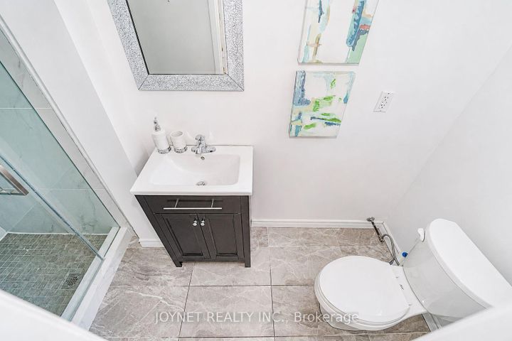Photo 9 at 42 Brucedale Crescent, Bayview Village, Toronto